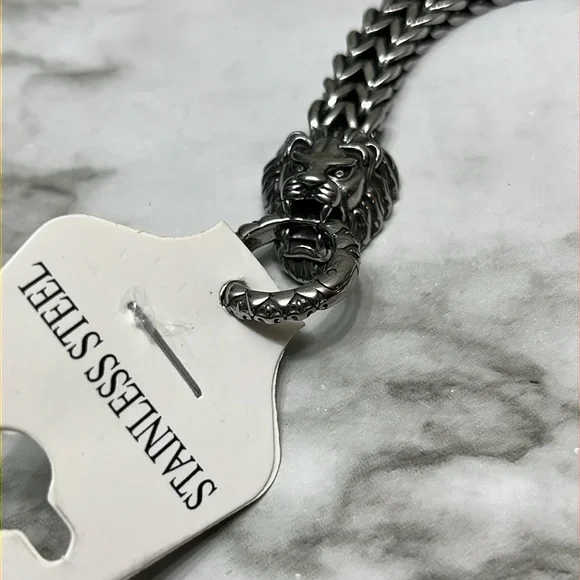 STAINLESS STEEL LION HEAD BRACELET SOLD BY CELTIC WOLF COMPANY NWT - Picture 4 of 10